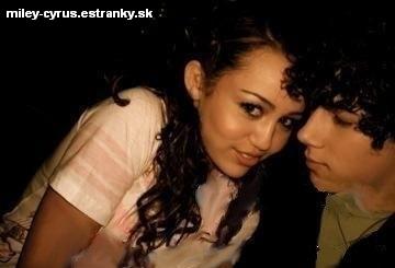 Miley & Nick - 01
