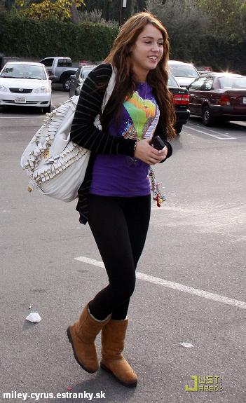 Urban Outfitter - 03